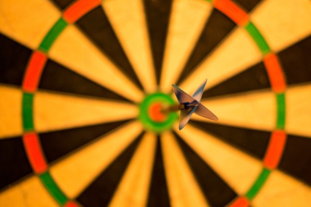 bulls eye, bull, darts